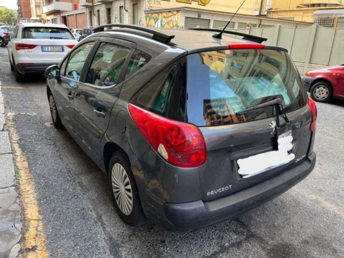 Peugeot 207 SW 8V 75CV Energie (6)