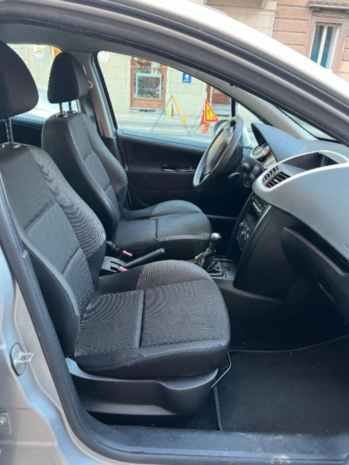 Peugeot 207 8V 75CV 5p. X Line (4)