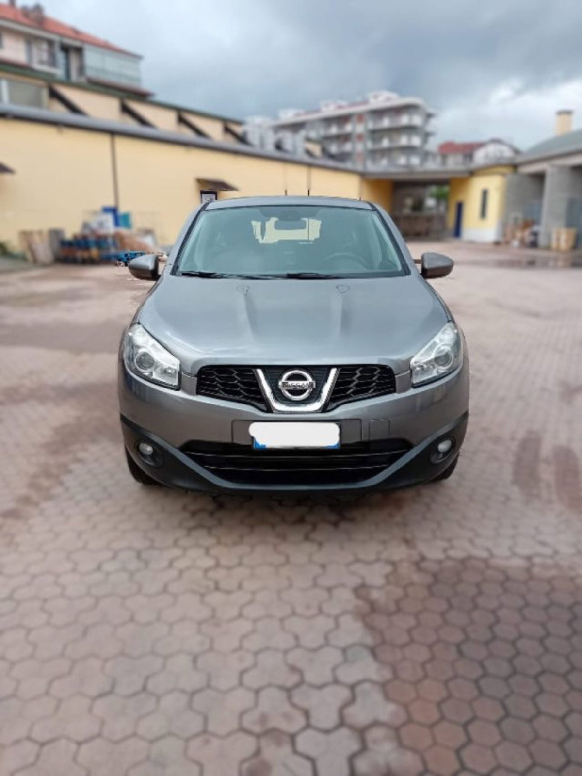 Nissan Qashqai 1.5 dCi DPF Tekna (2)