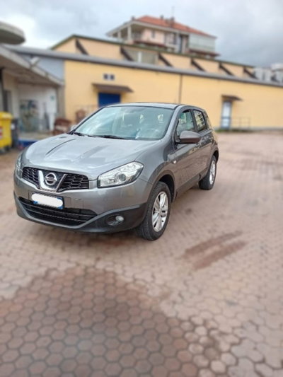 Nissan Qashqai 1.5 dCi DPF Tekna (4)