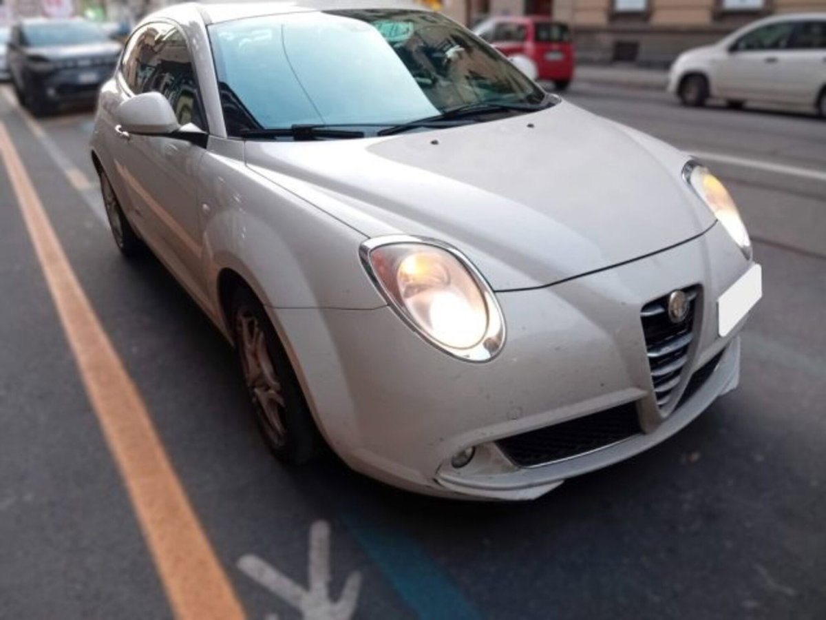 Alfa Romeo MiTo 1.4 T 120 CV GPL Distinctive (2)