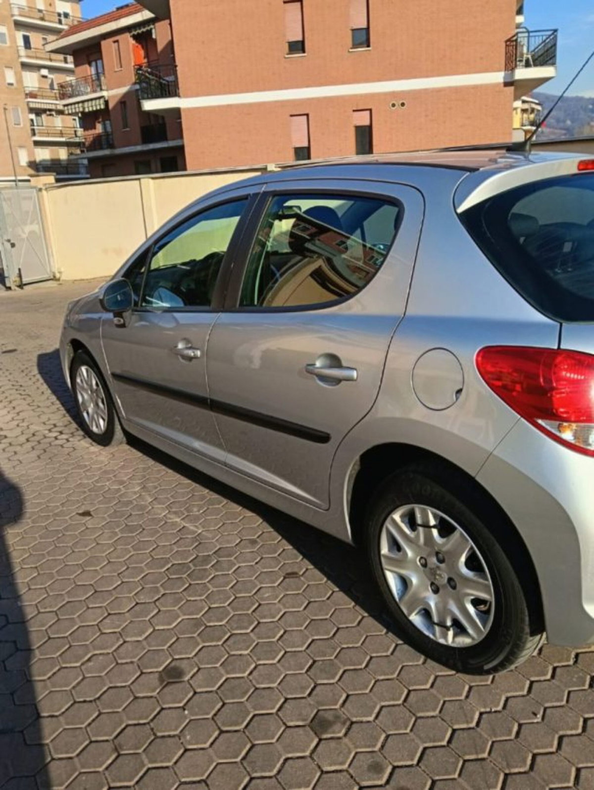 Peugeot 207 8V 75CV 5p. Energie ECO GPL (9)