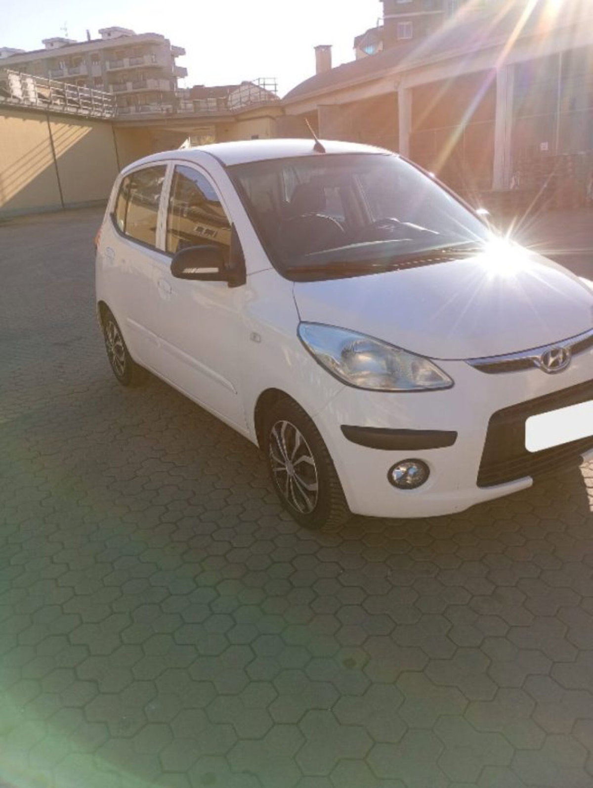 Hyundai i10 1.1 12V Classic (2)
