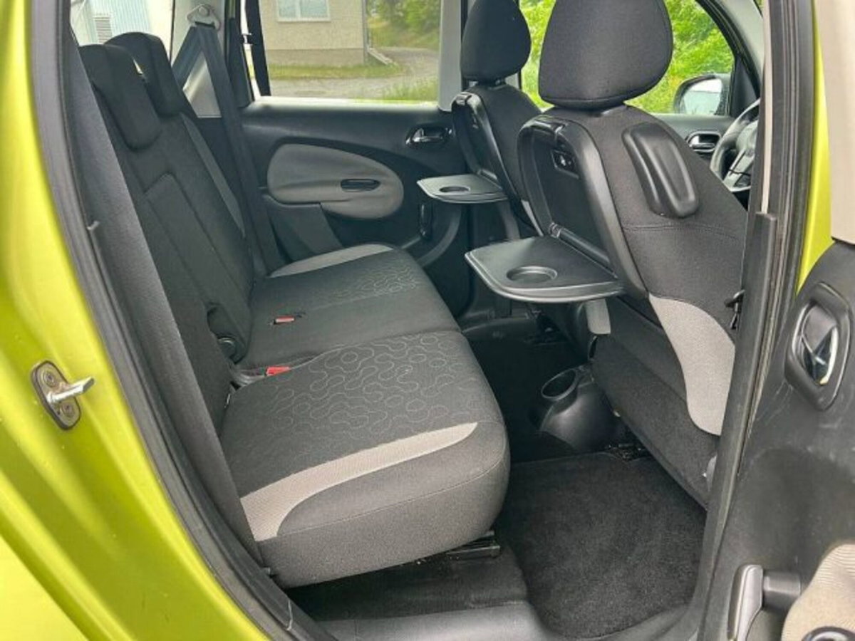Citroen C3 Picasso 1.6 HDi 110 Exclusive Theatre (6)
