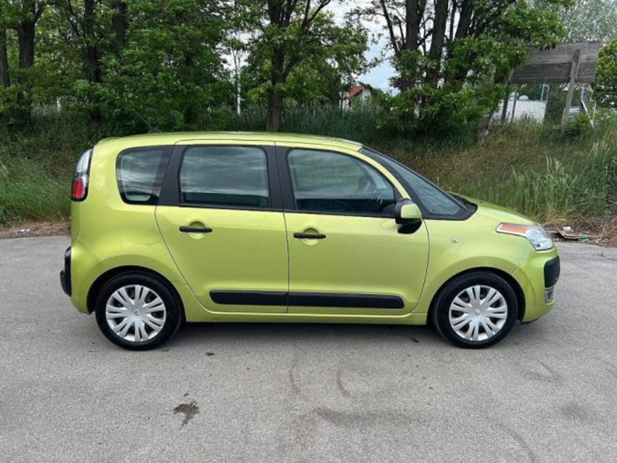 Citroen C3 Picasso 1.6 HDi 110 Exclusive Theatre (8)