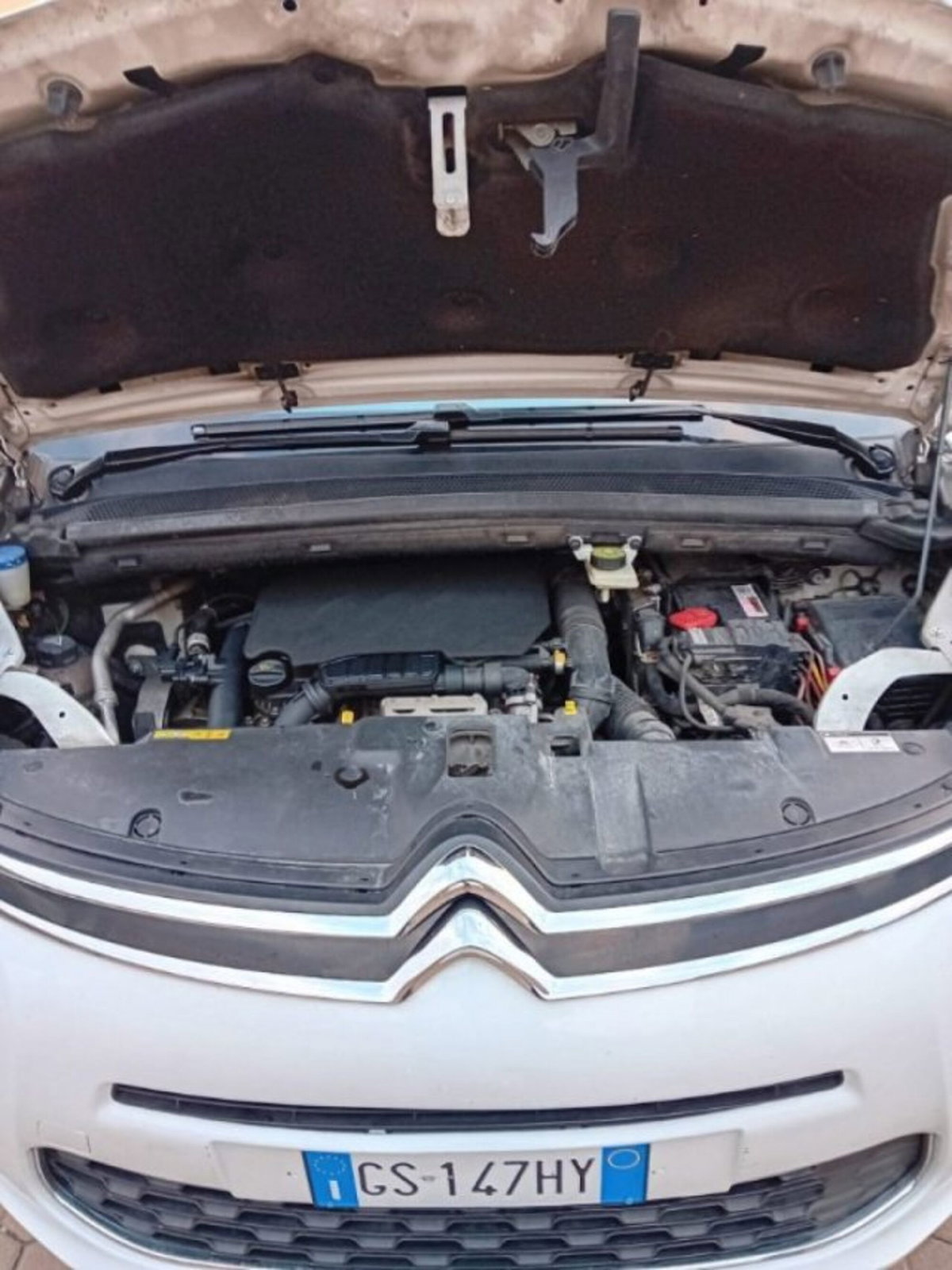 Citroen Grand C4 Picasso PureTech 130 S&S Exclusive (10)