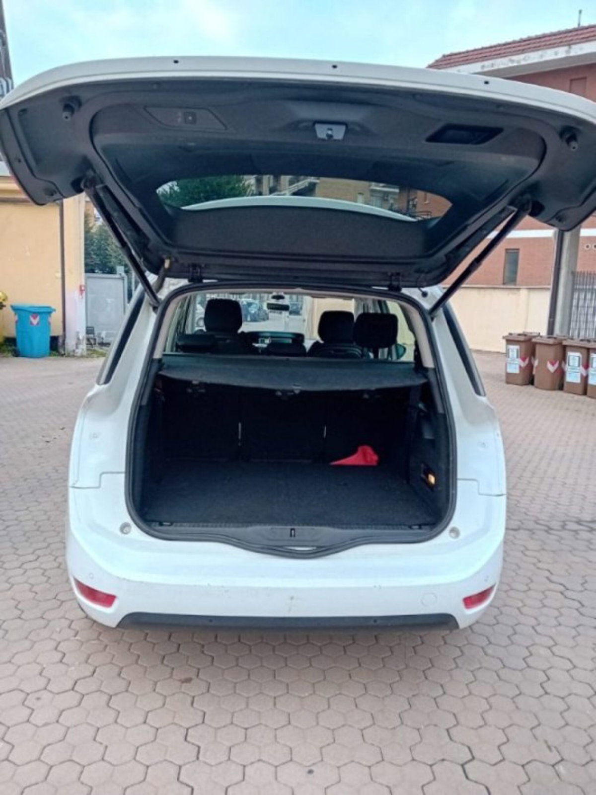 Citroen Grand C4 Picasso PureTech 130 S&S Exclusive (11)