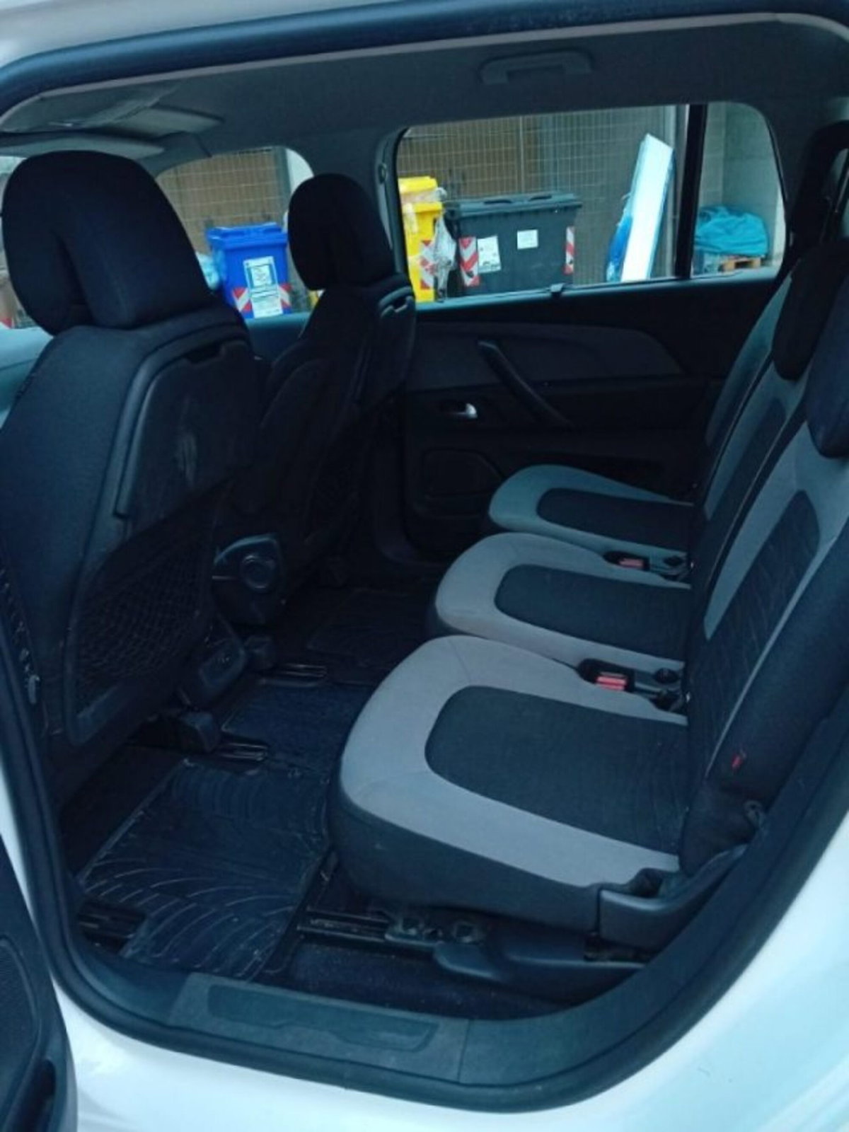 Citroen Grand C4 Picasso PureTech 130 S&S Exclusive (7)