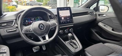 Renault Clio Full Hybrid E-Tech 145 CV 5 porte Techno (11)