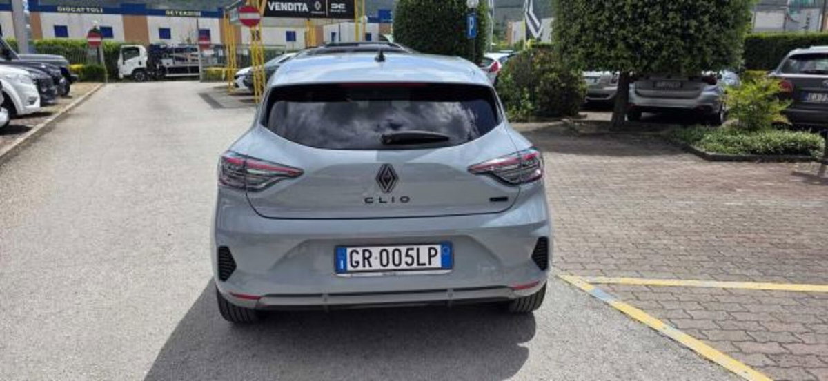 Renault Clio Full Hybrid E-Tech 145 CV 5 porte Techno (7)
