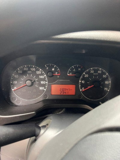 Fiat Qubo 1.4 8V 73 CV Dynamic (4)