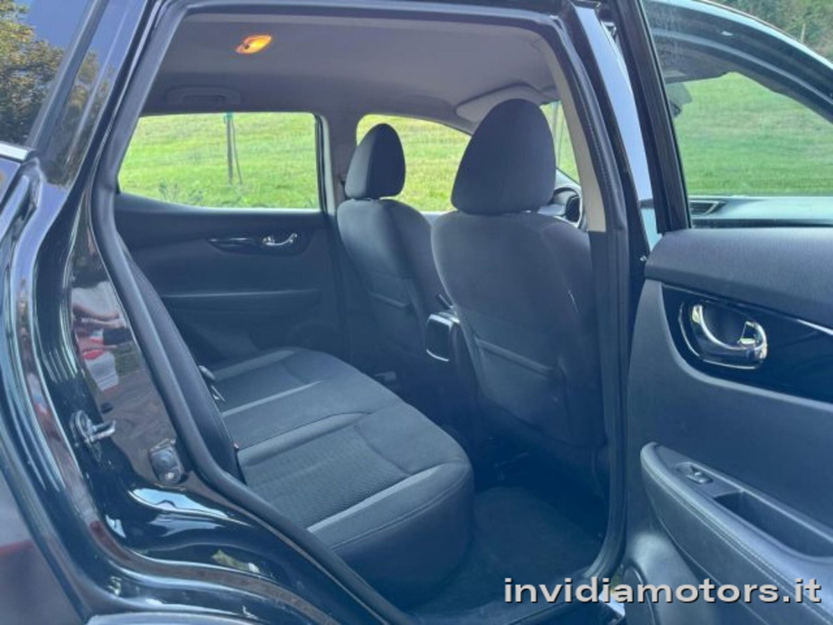 Nissan Qashqai 1.5 dCi 115 CV DCT N-Connecta (8)
