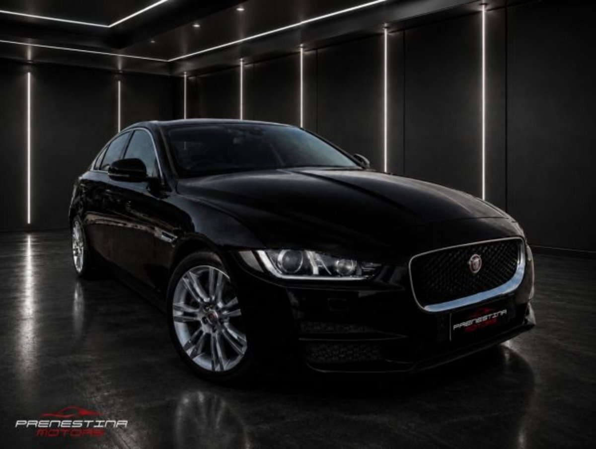 Jaguar XE 2.0 D Turbo 180CV aut. Prestige (2)