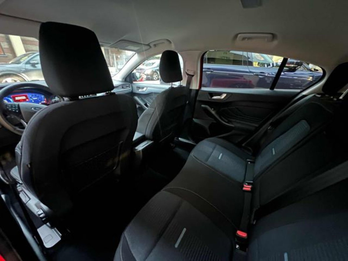 Ford Focus 1.5 EcoBlue 120 CV 5p. Business (12)