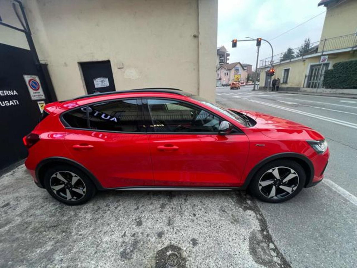 Ford Focus 1.5 EcoBlue 120 CV 5p. Business (4)