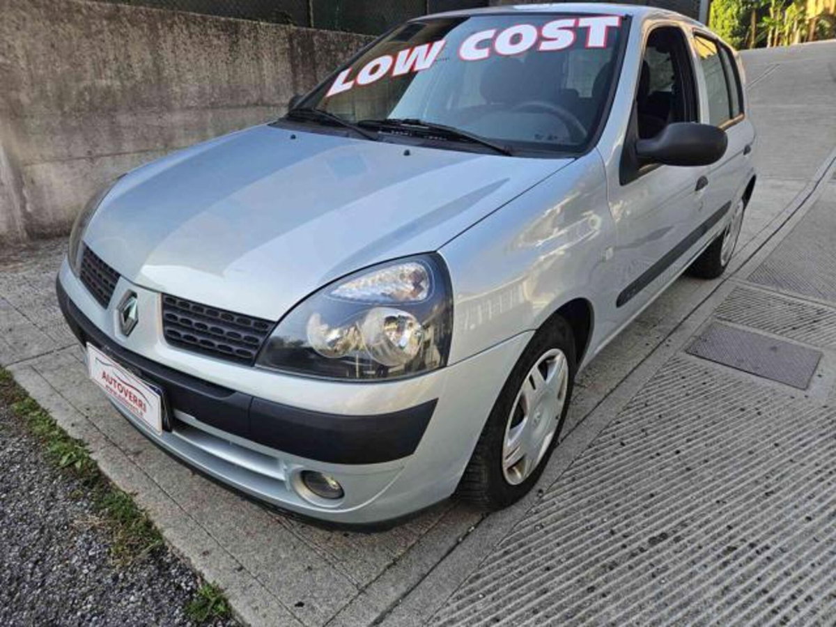 Renault Clio 1.2 16V cat 5 porte Symbol (3)