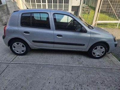 Renault Clio 1.2 16V cat 5 porte Symbol (8)