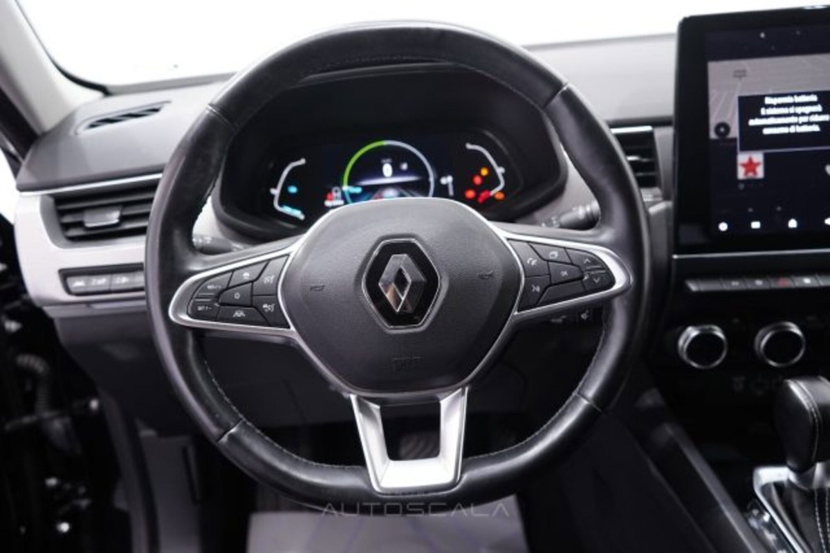 Renault Arkana E-Tech 145 CV Intens (13)