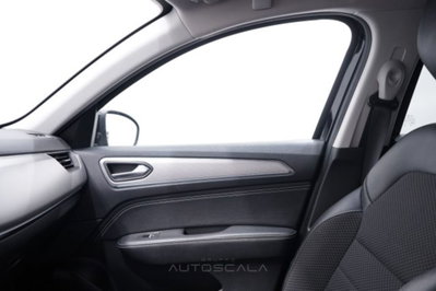 Renault Arkana E-Tech 145 CV Intens (18)