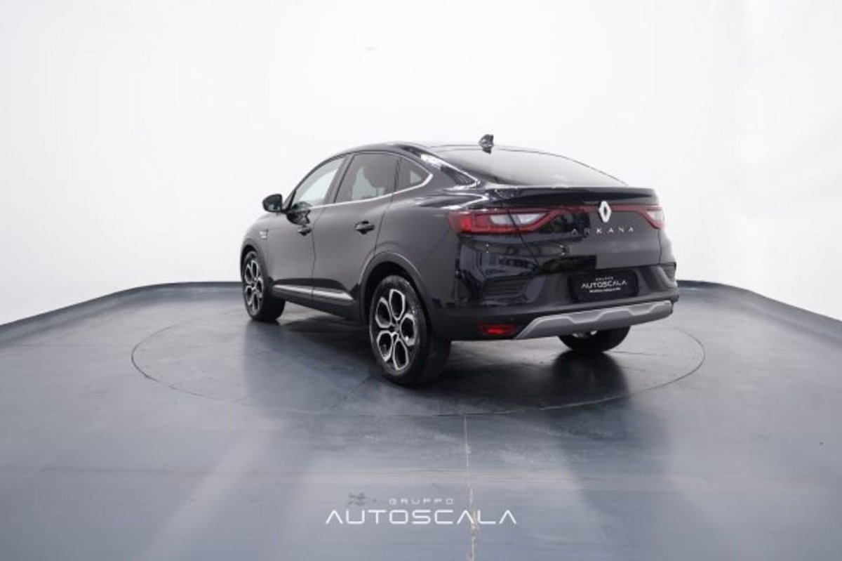 Renault Arkana E-Tech 145 CV Intens (4)