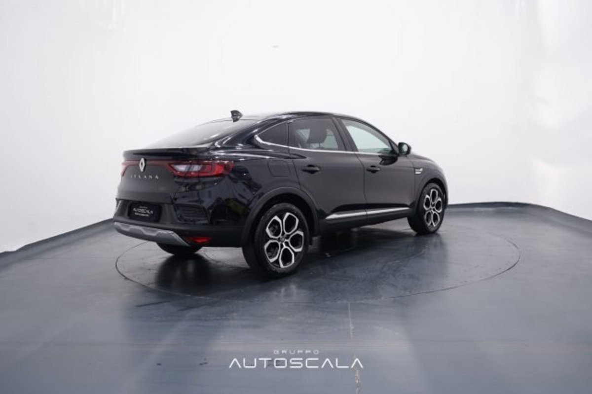 Renault Arkana E-Tech 145 CV Intens (5)
