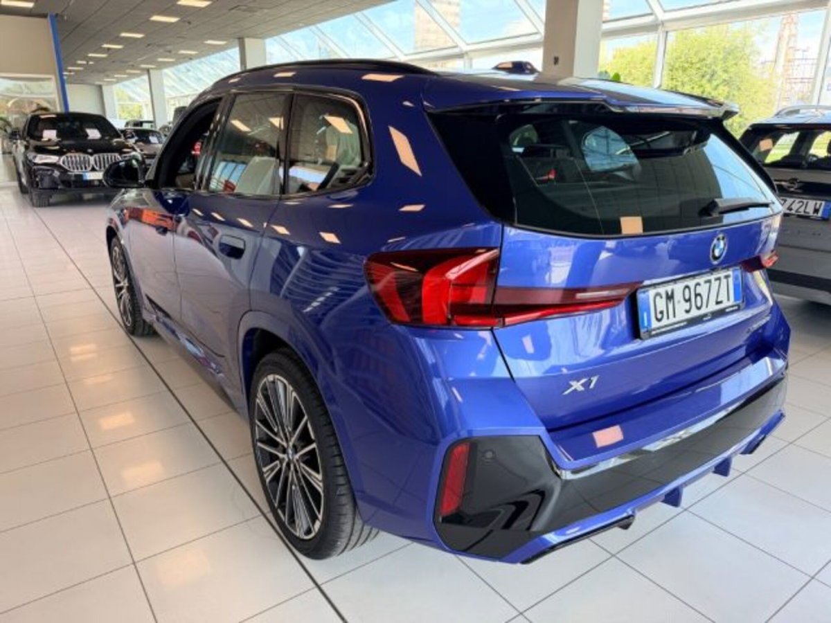 BMW X1 xDrive 20d Msport (2)