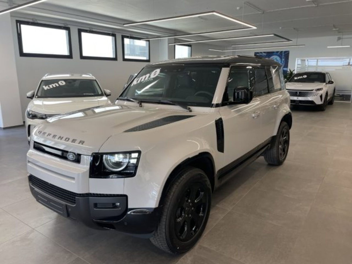 Land Rover Defender 110 3.0d i6 mhev X-Dynamic SE awd 200cv auto (11)