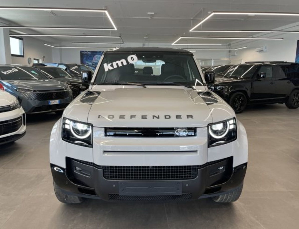Land Rover Defender 110 3.0d i6 mhev X-Dynamic SE awd 200cv auto (20)