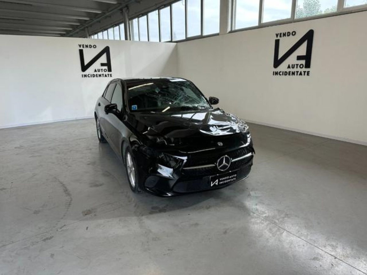 Mercedes-Benz Classe A Sedan 180 d Automatic 4p. Business