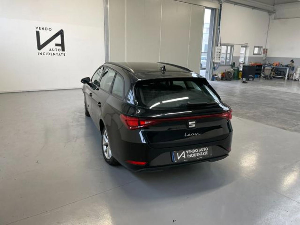 SEAT Leon ST Sportstourer 2.0 tdi Style 150cv dsg (5)