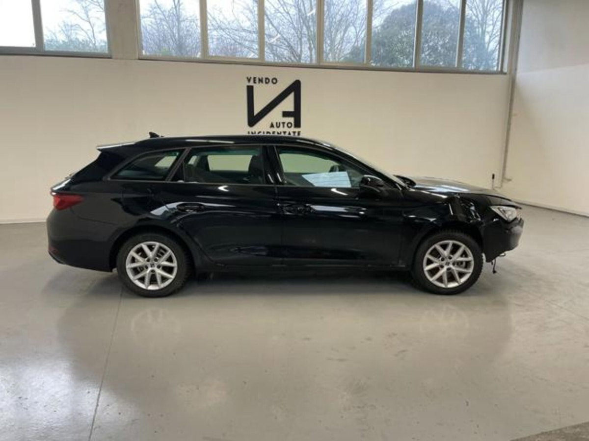SEAT Leon ST Sportstourer 2.0 tdi Style 150cv dsg (8)