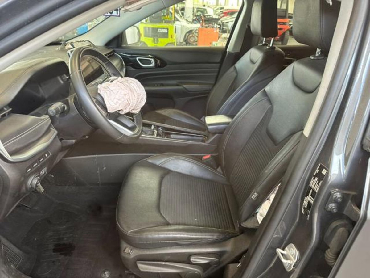 Jeep Compass 1.3 T4 190CV PHEV AT6 4xe Limited (11)