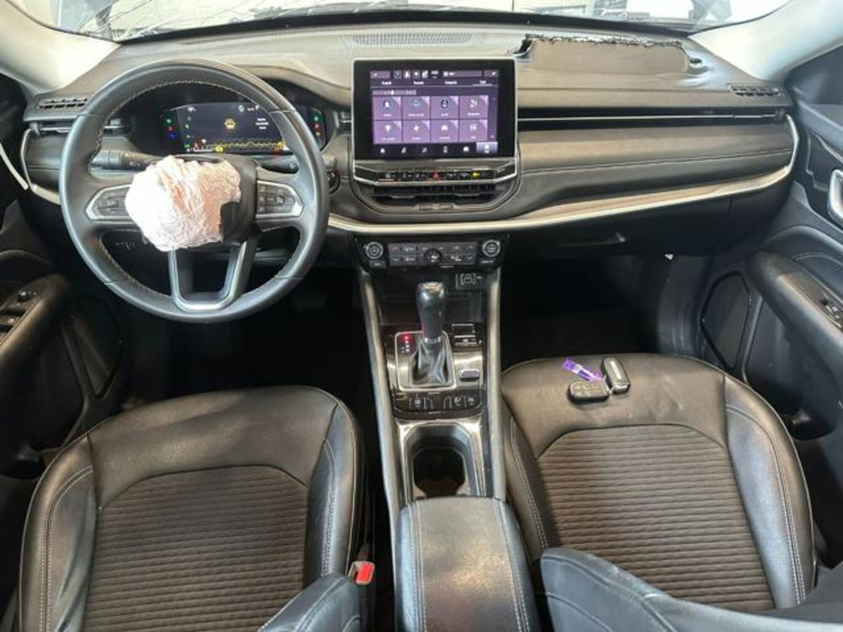 Jeep Compass 1.3 T4 190CV PHEV AT6 4xe Limited (14)