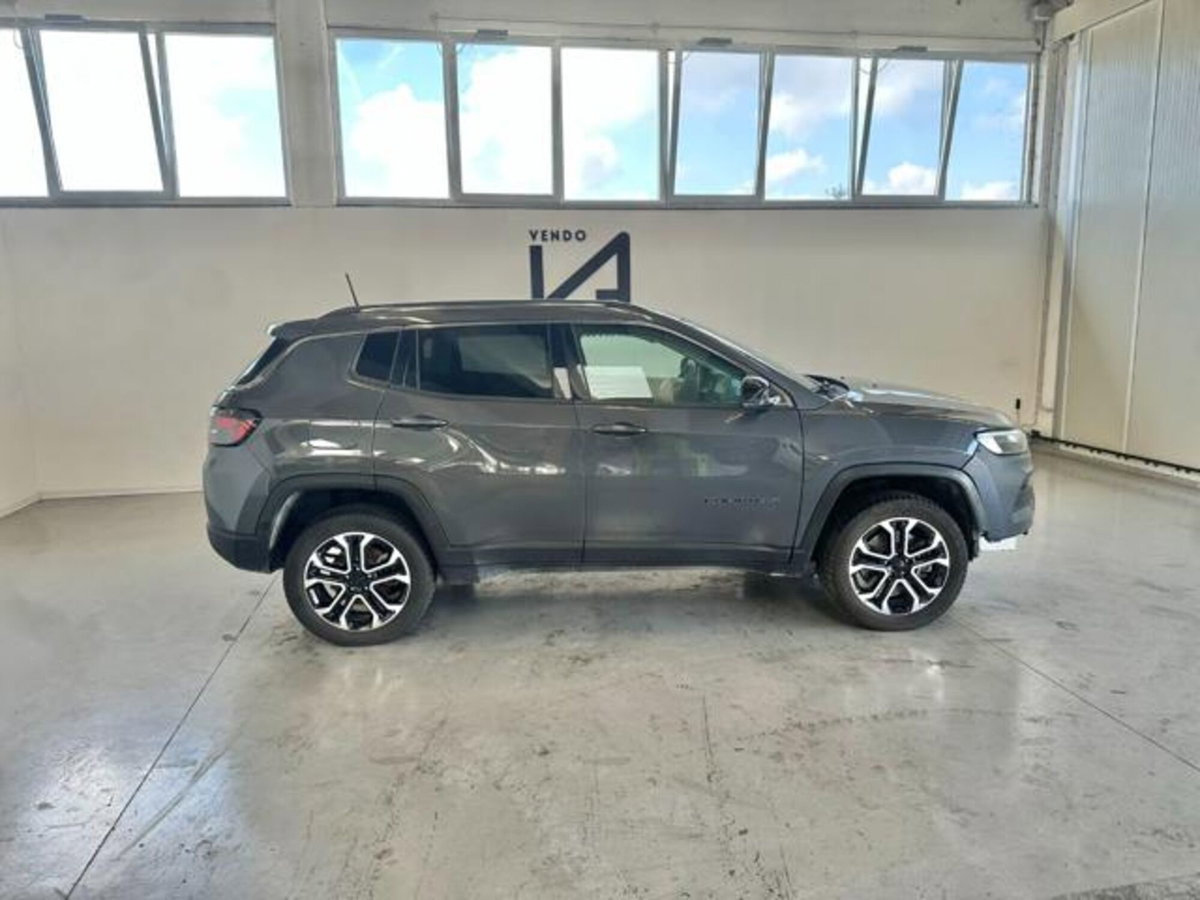 Jeep Compass 1.3 T4 190CV PHEV AT6 4xe Limited (8)
