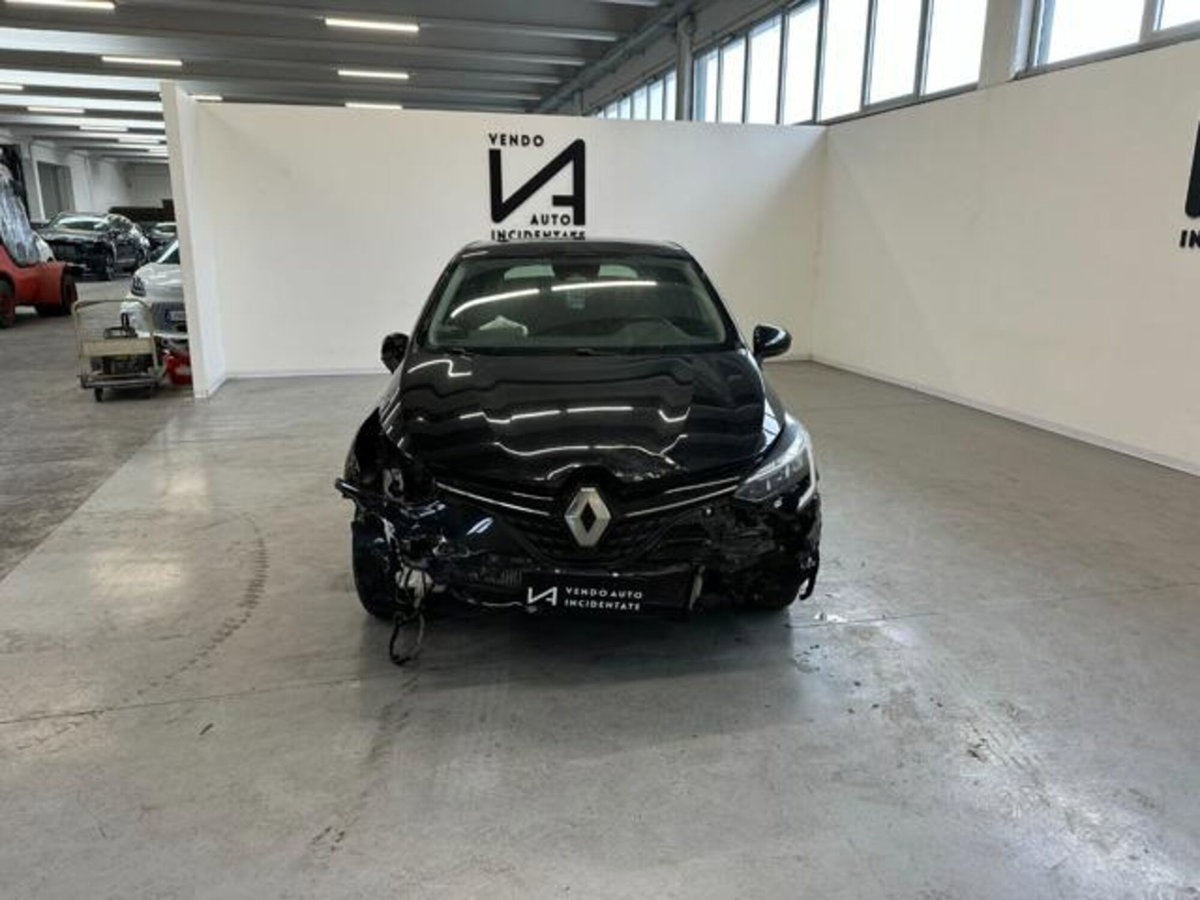 Renault Clio 1.0 tce Techno Gpl 100cv (2)