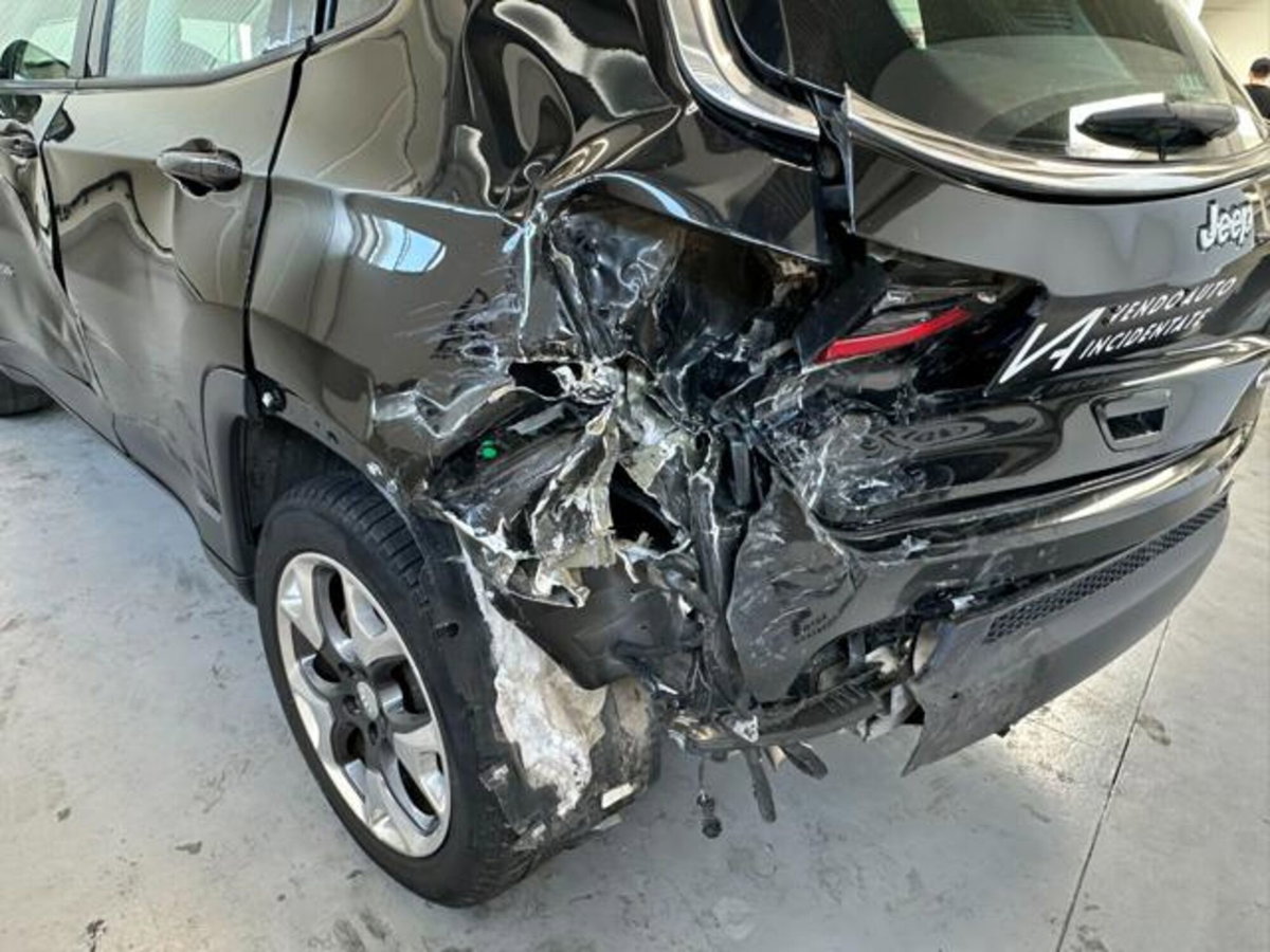 Jeep Compass 1.6 Multijet II 2WD Longitude (10)