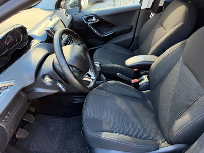 Peugeot 208 82 5 porte Allure (5)