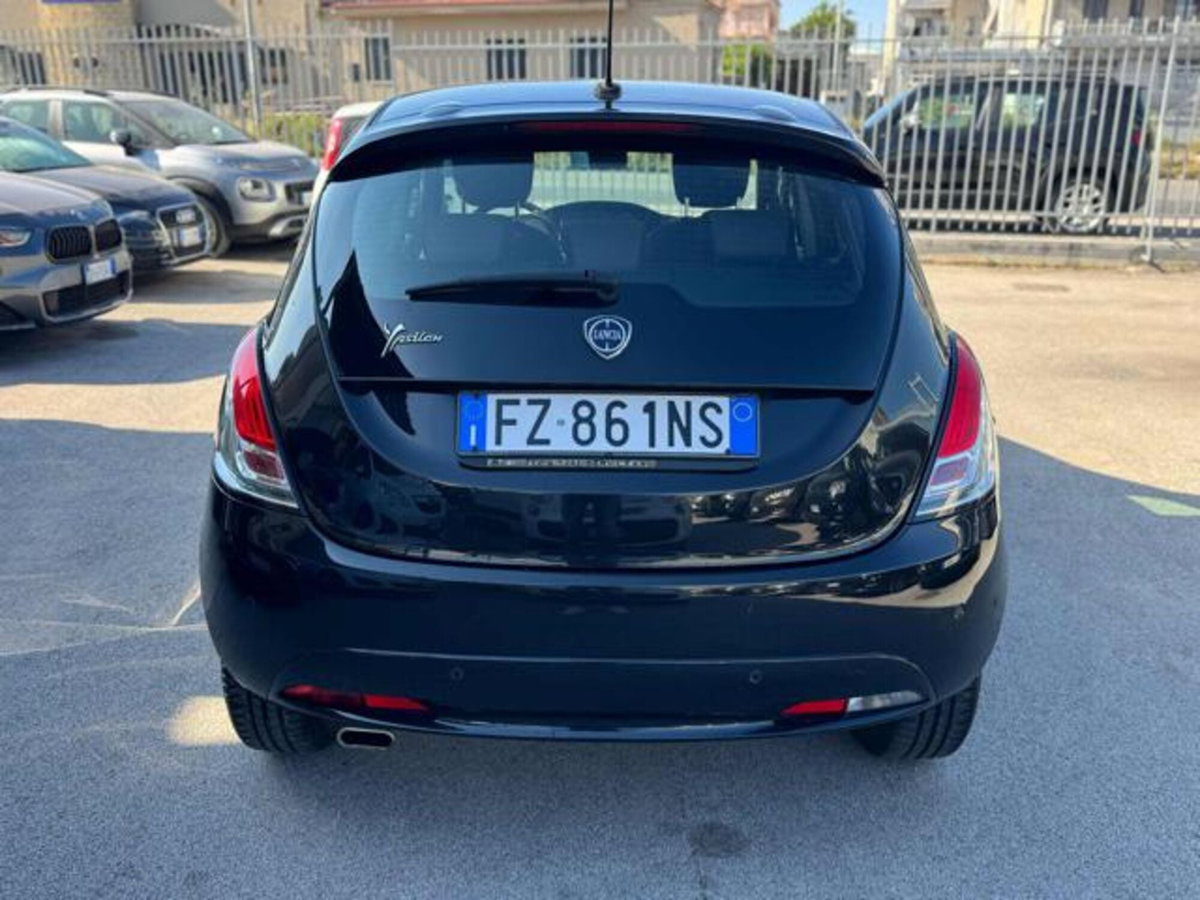 Lancia Ypsilon 1.2 69 CV 5 porte GPL Gold Plus (5)
