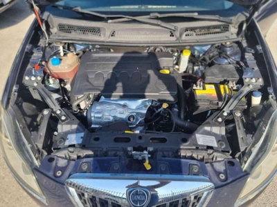 Lancia Delta 1.6 MJT DPF Oro (15)