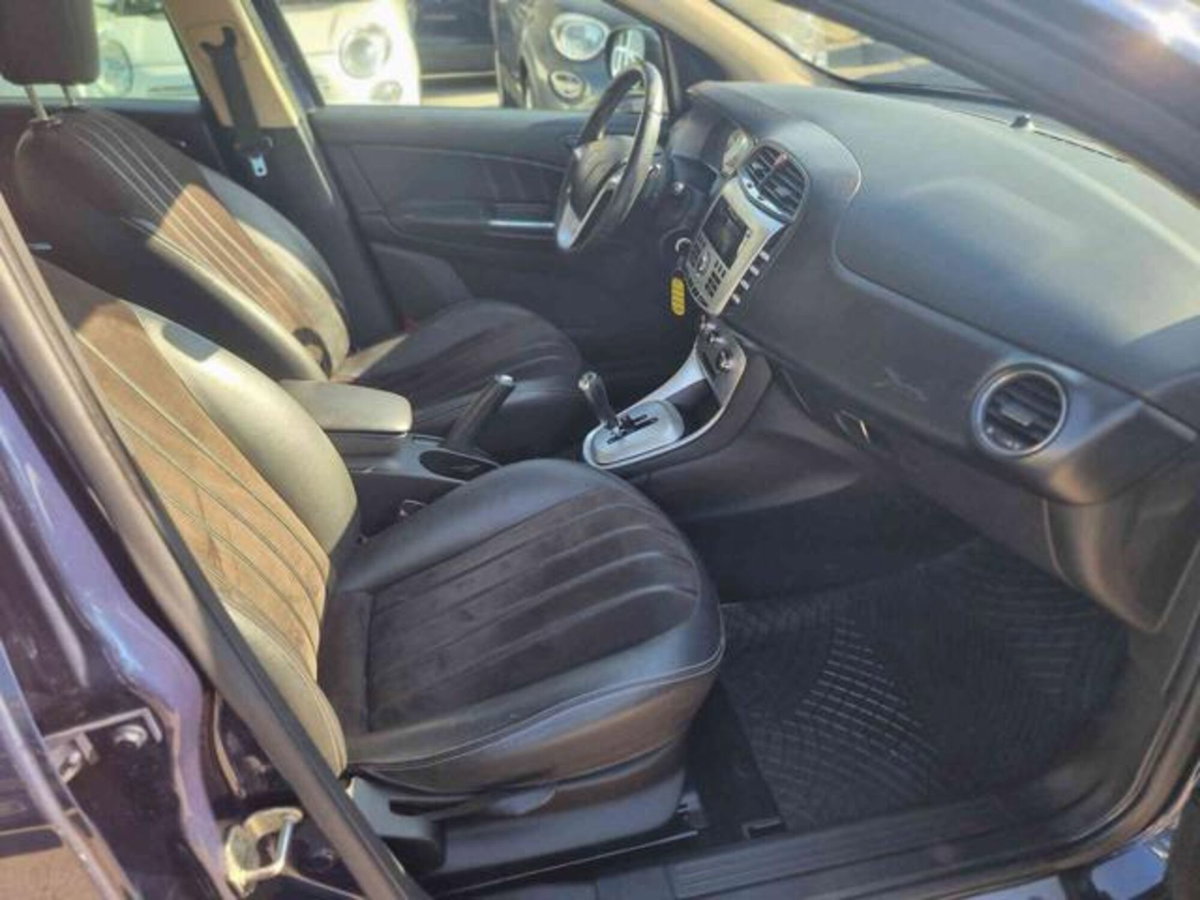 Lancia Delta 1.6 MJT DPF Oro (9)