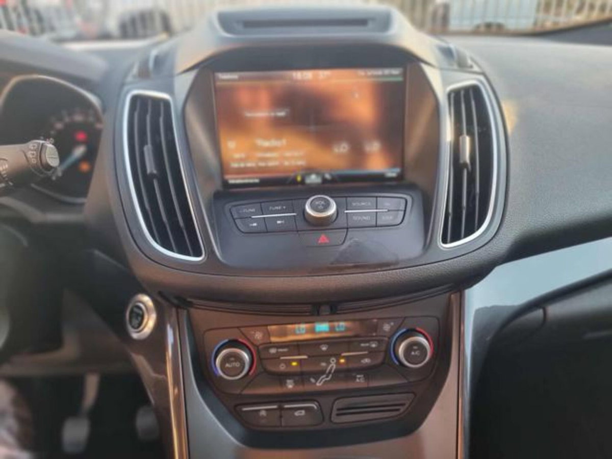 Ford C-Max 1.5 TDCi 120CV Powershift Start&Stop Titanium (10)