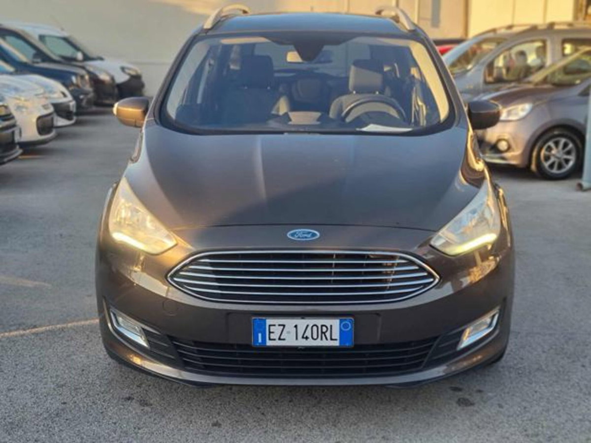 Ford C-Max 1.5 TDCi 120CV Powershift Start&Stop Titanium (3)