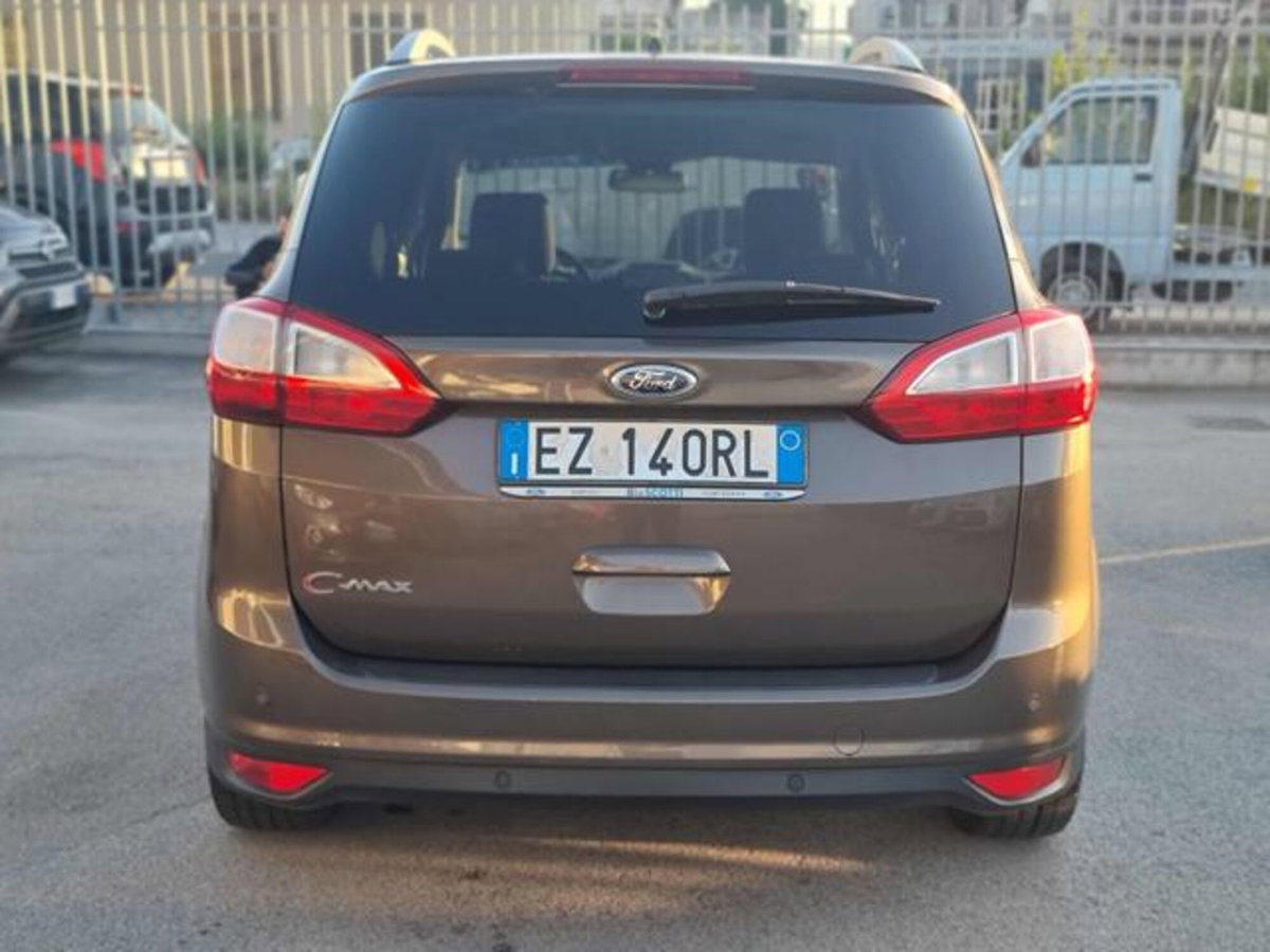 Ford C-Max 1.5 TDCi 120CV Powershift Start&Stop Titanium (6)