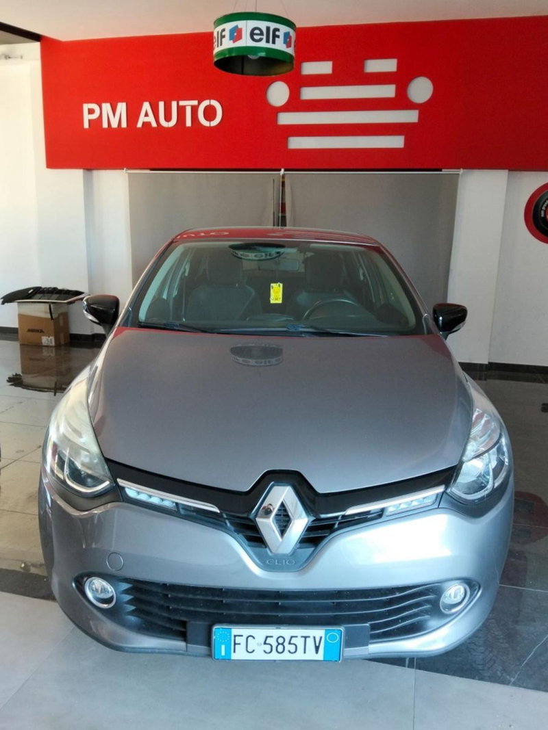 Renault Clio 1.2 75CV 5 porte Zen