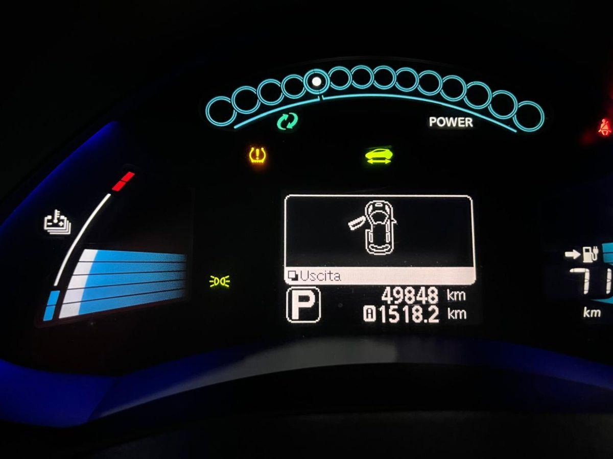 Nissan Leaf Acenta 30KWh (11)