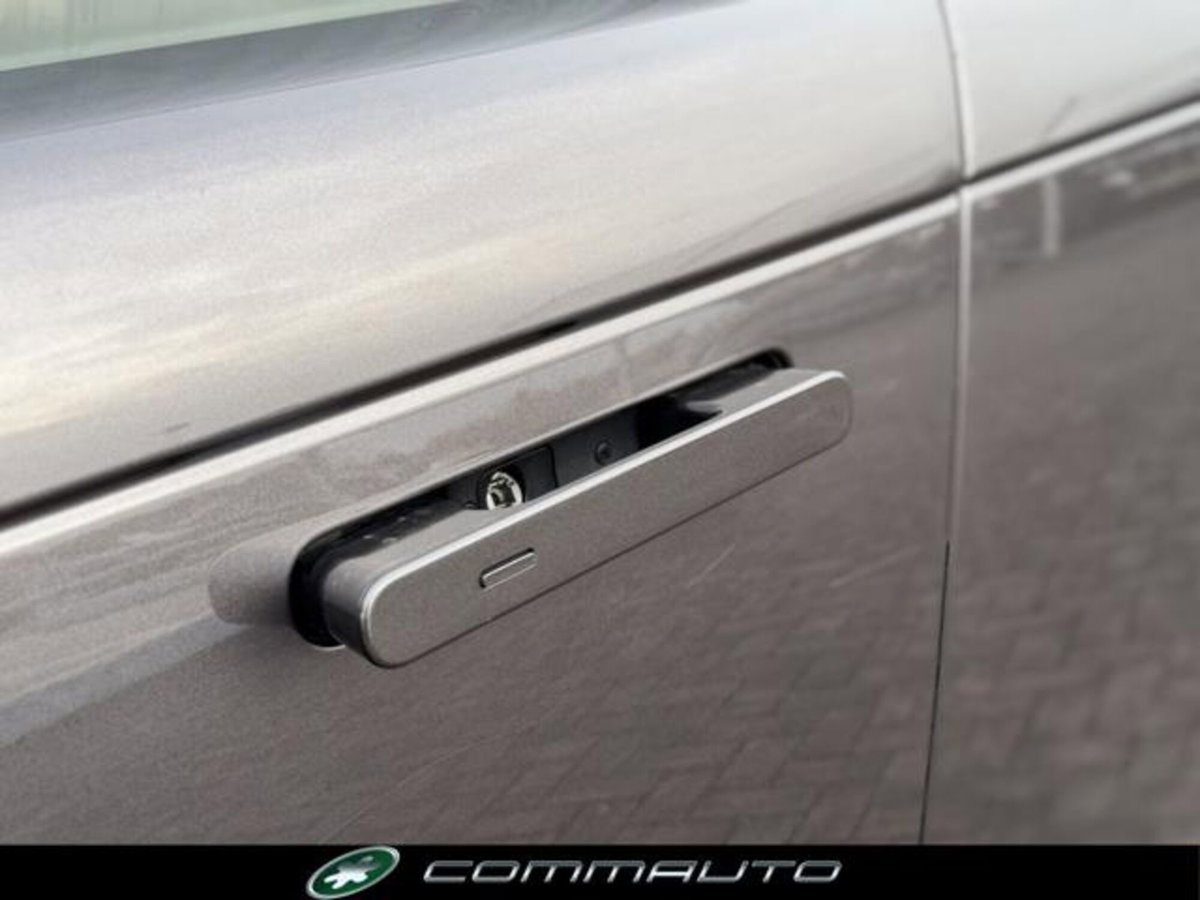 Land Rover Range Rover 3.0D l6 Autobiography (10)