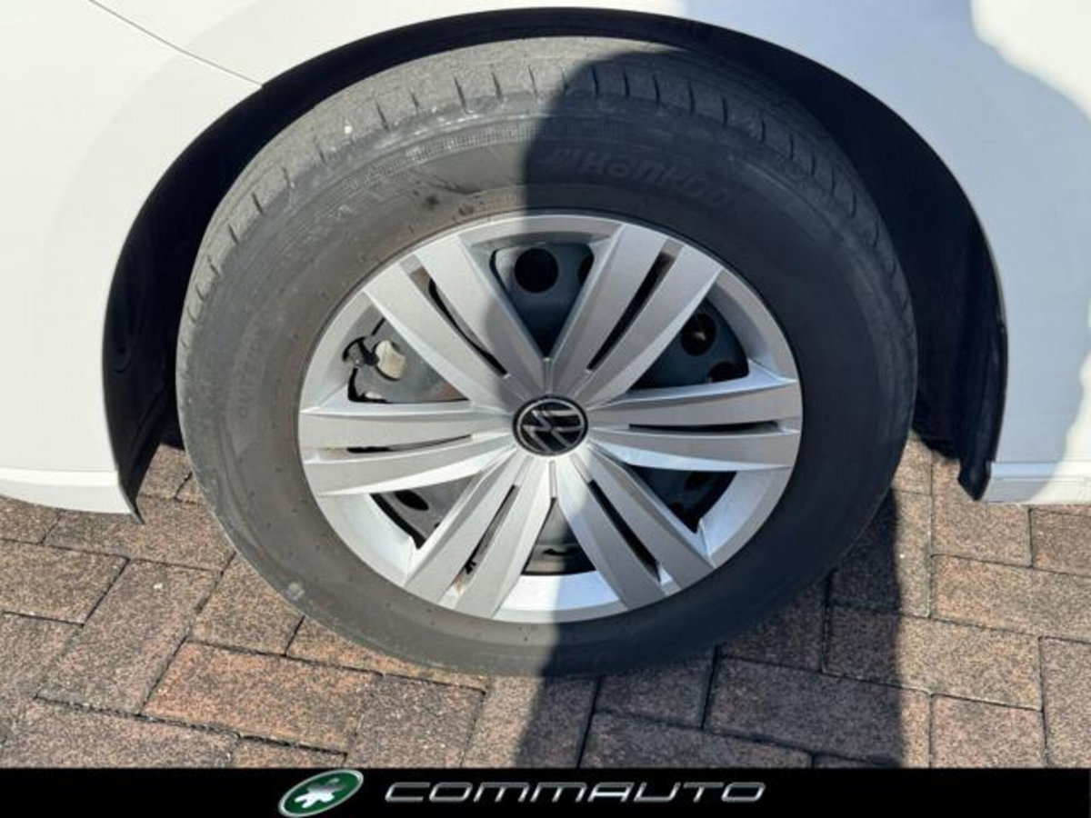 Volkswagen Caddy 2.0 TDI 122 CV Life Maxi (9)