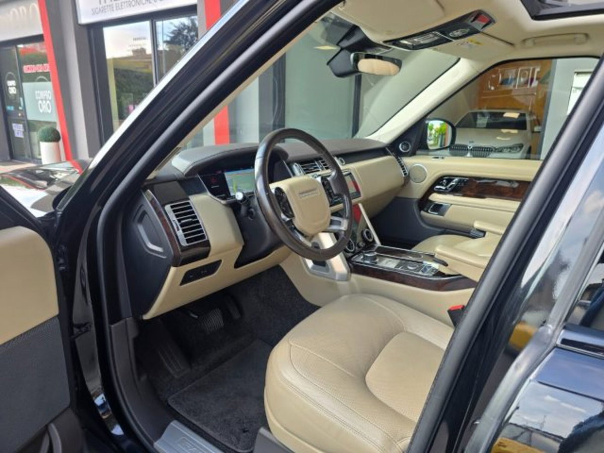 Land Rover Range Rover 3.0 SDV6 Vogue (3)