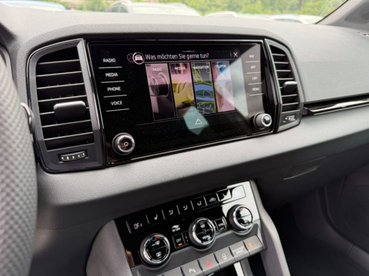 Skoda Karoq 1.5 tsi Sportline dsg (11)