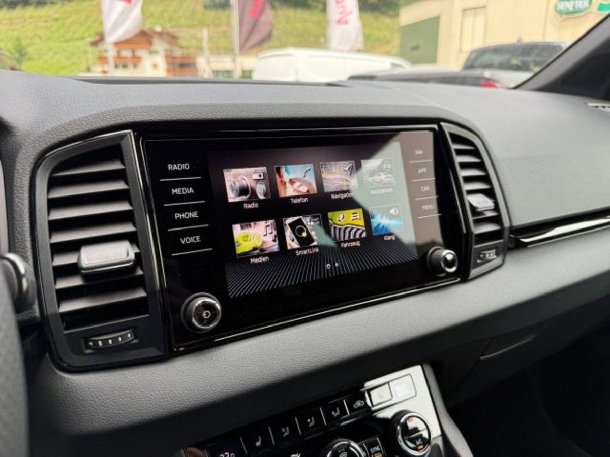 Skoda Karoq 1.5 tsi Sportline dsg (9)